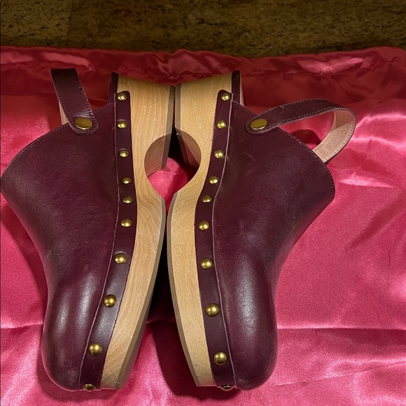 J Crew …Burgundy/Oxblood Women's Leather Clogs - Picture 2 of 5